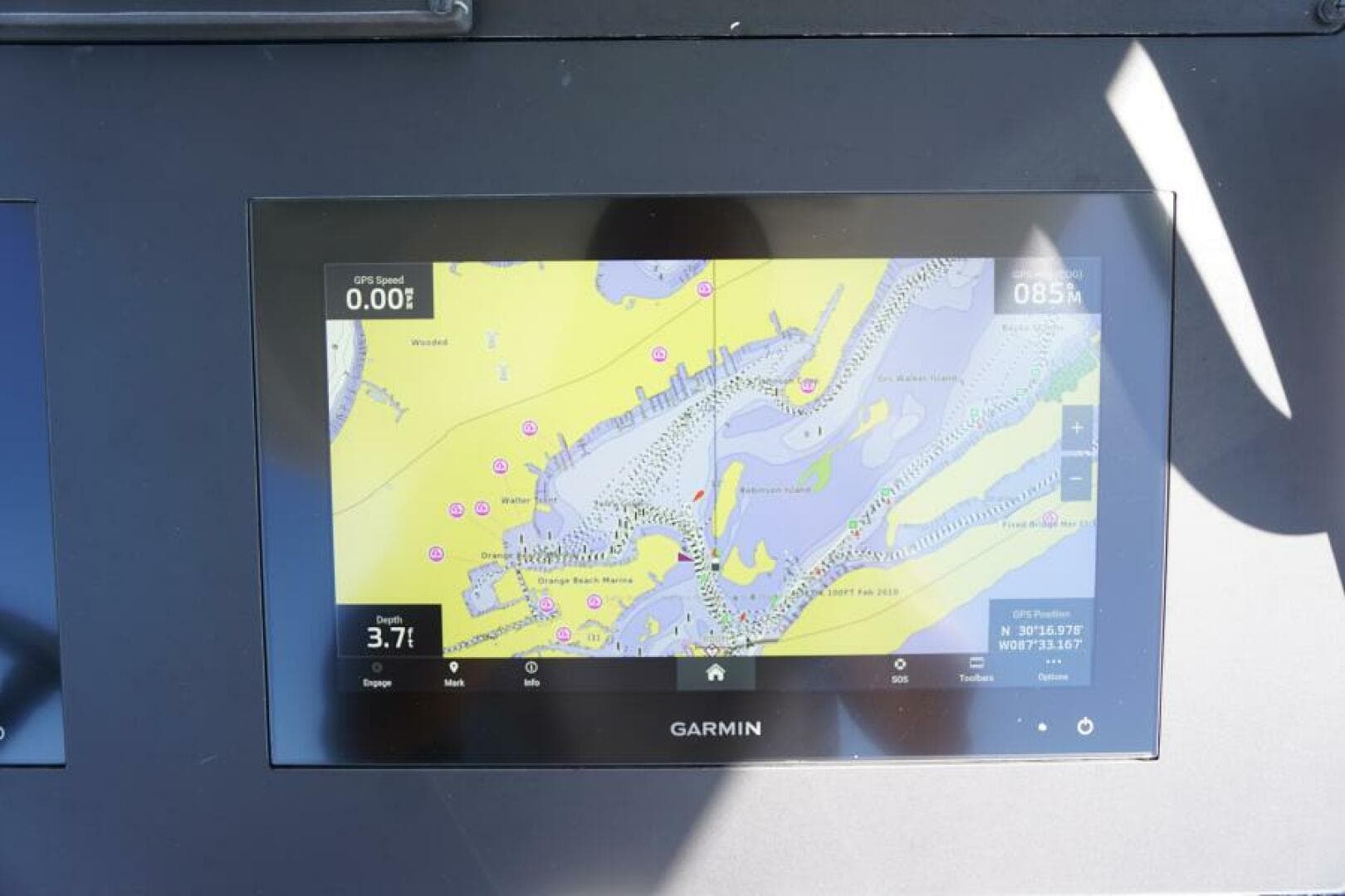 2022 Everglades 253 Center Console — photo 12