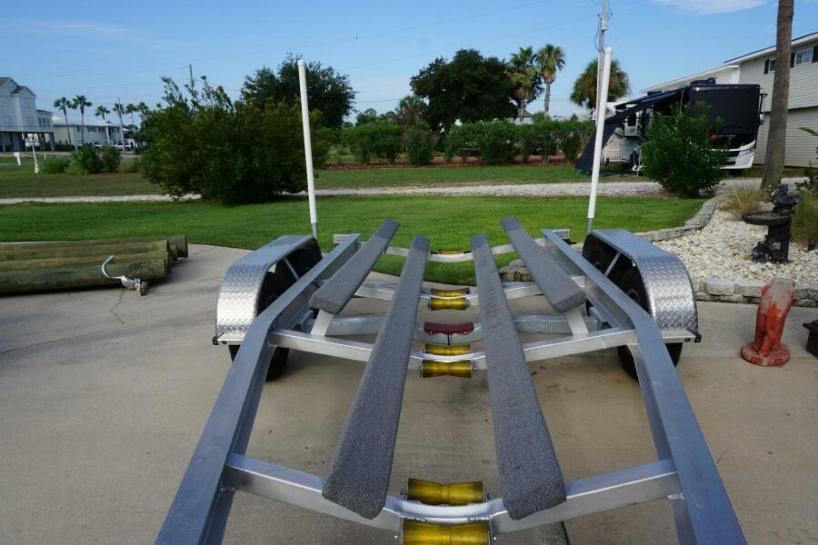 2022 Everglades 253 Center Console — photo 26