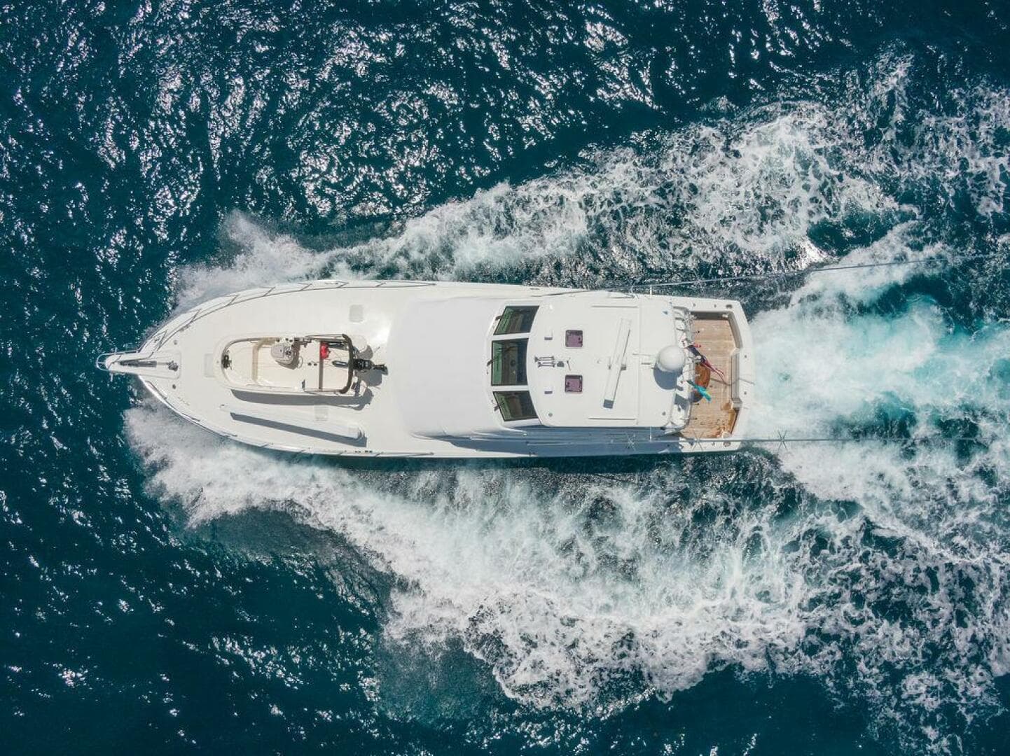 2005 Hatteras Enclosed Bridge — photo 4