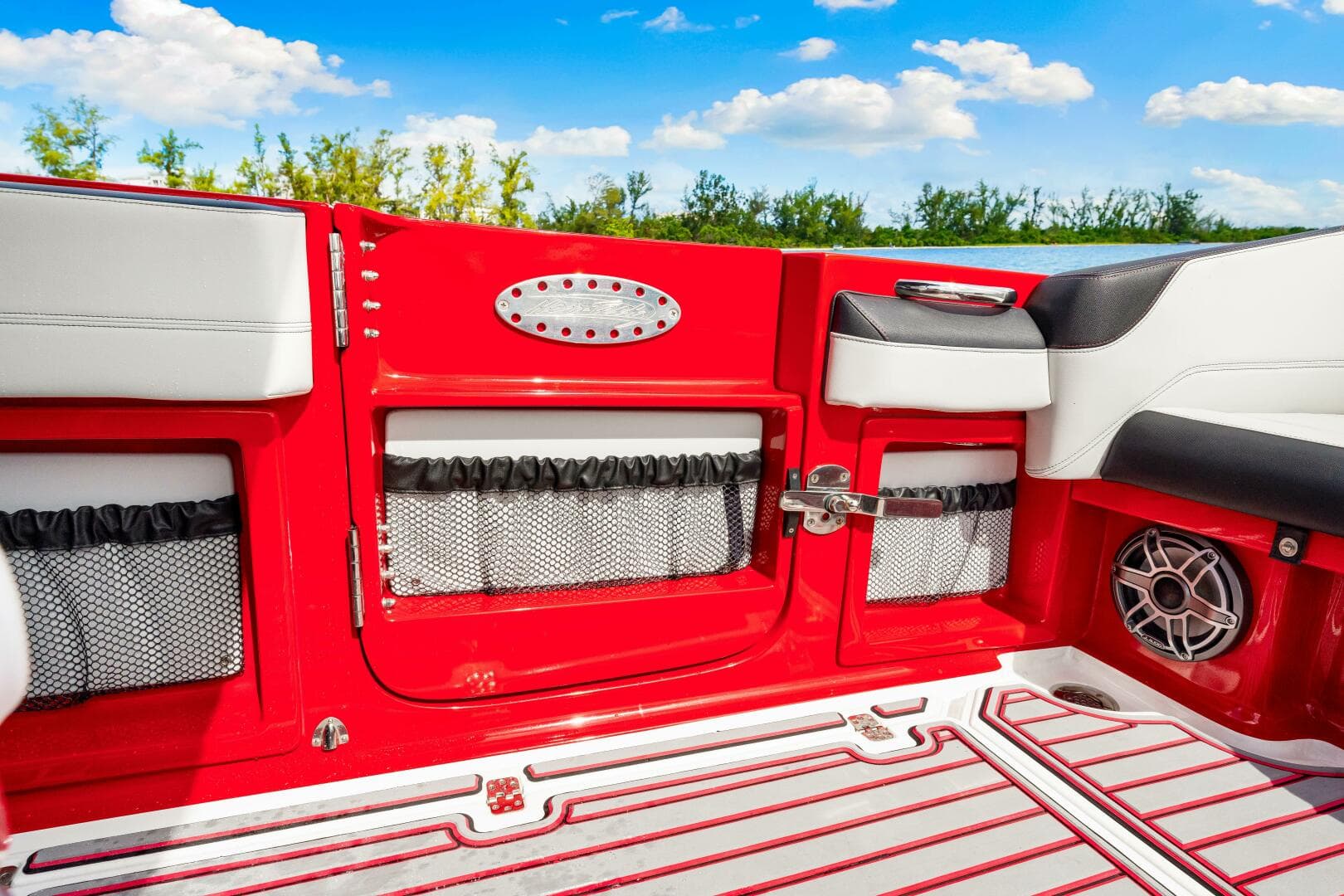 2022 Nor-Tech 390 SS — photo 27