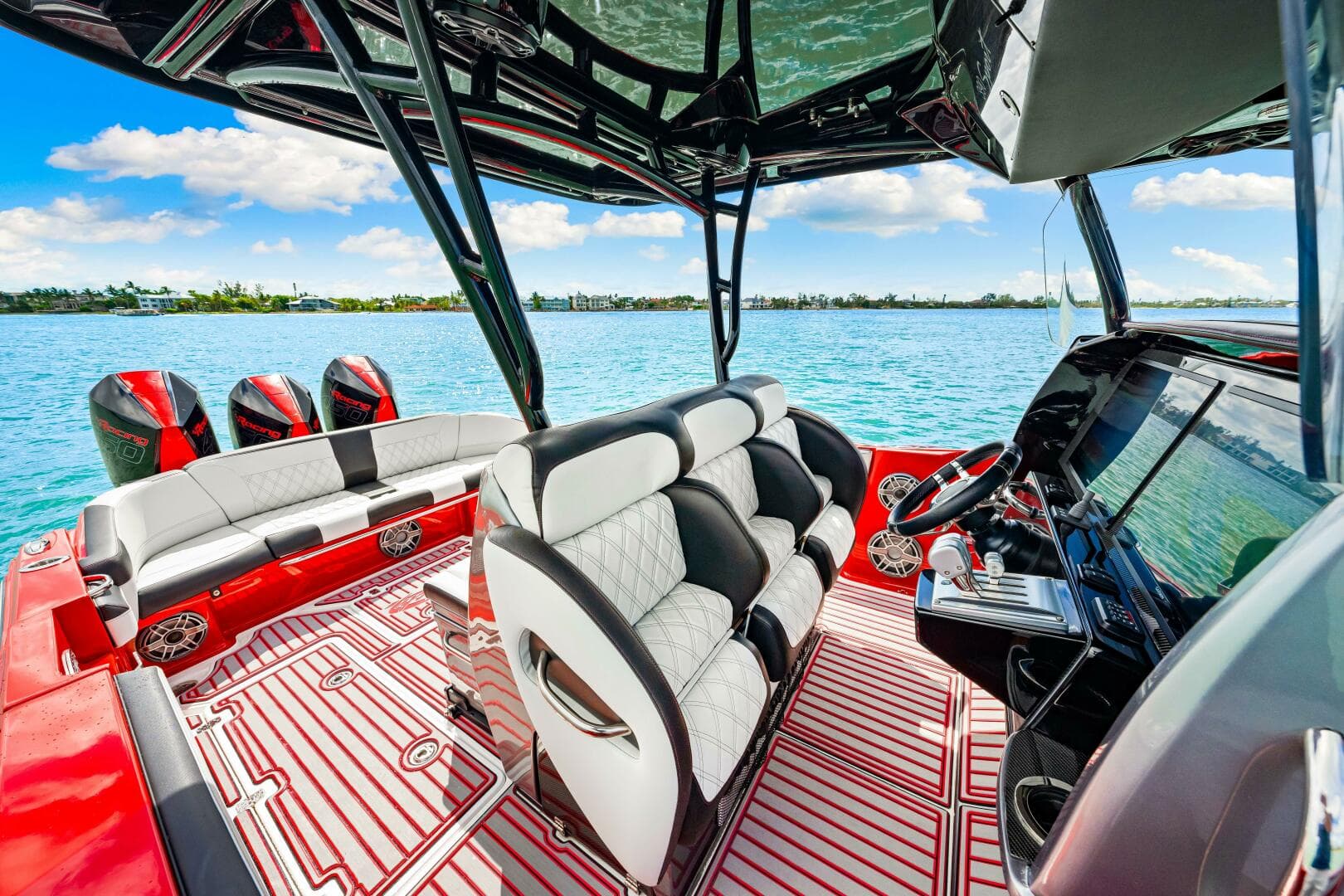 2022 Nor-Tech 390 SS — photo 18