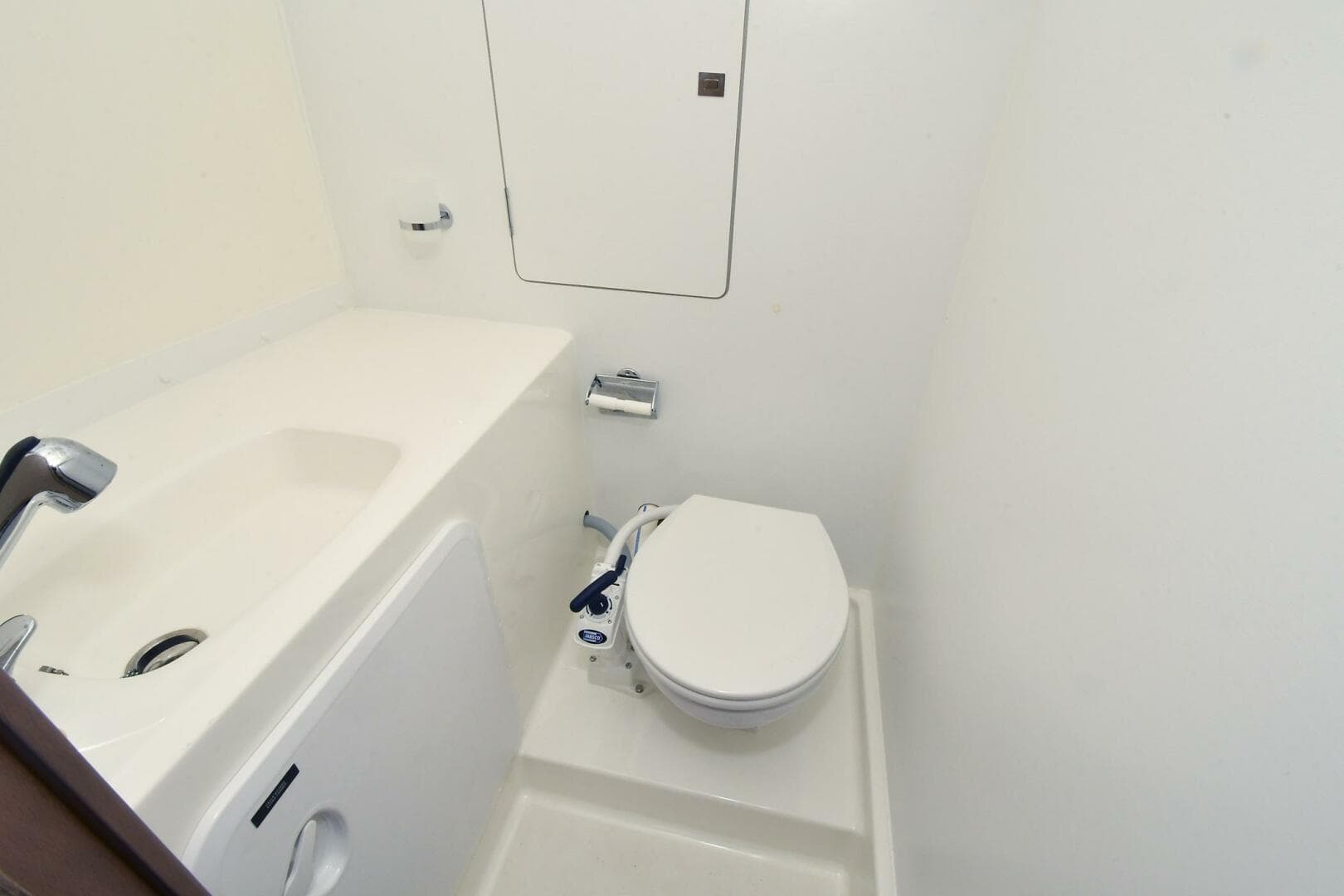 2018 Prestige 560 Fly — photo 71