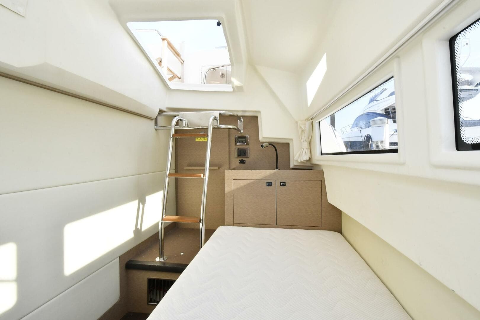 2018 Prestige 560 Fly — photo 72