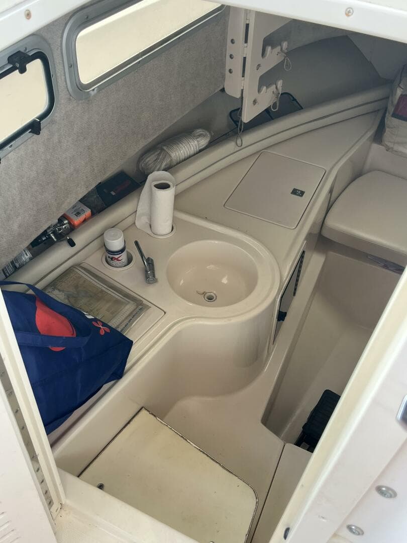 2004 Grady-White Gulfstream 232 — photo 29