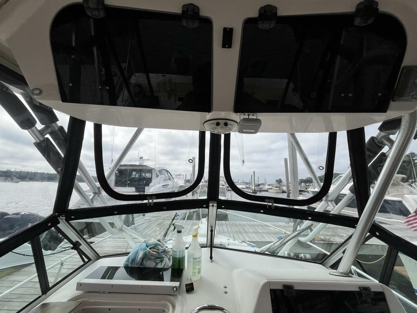 2004 Grady-White Gulfstream 232 — photo 15