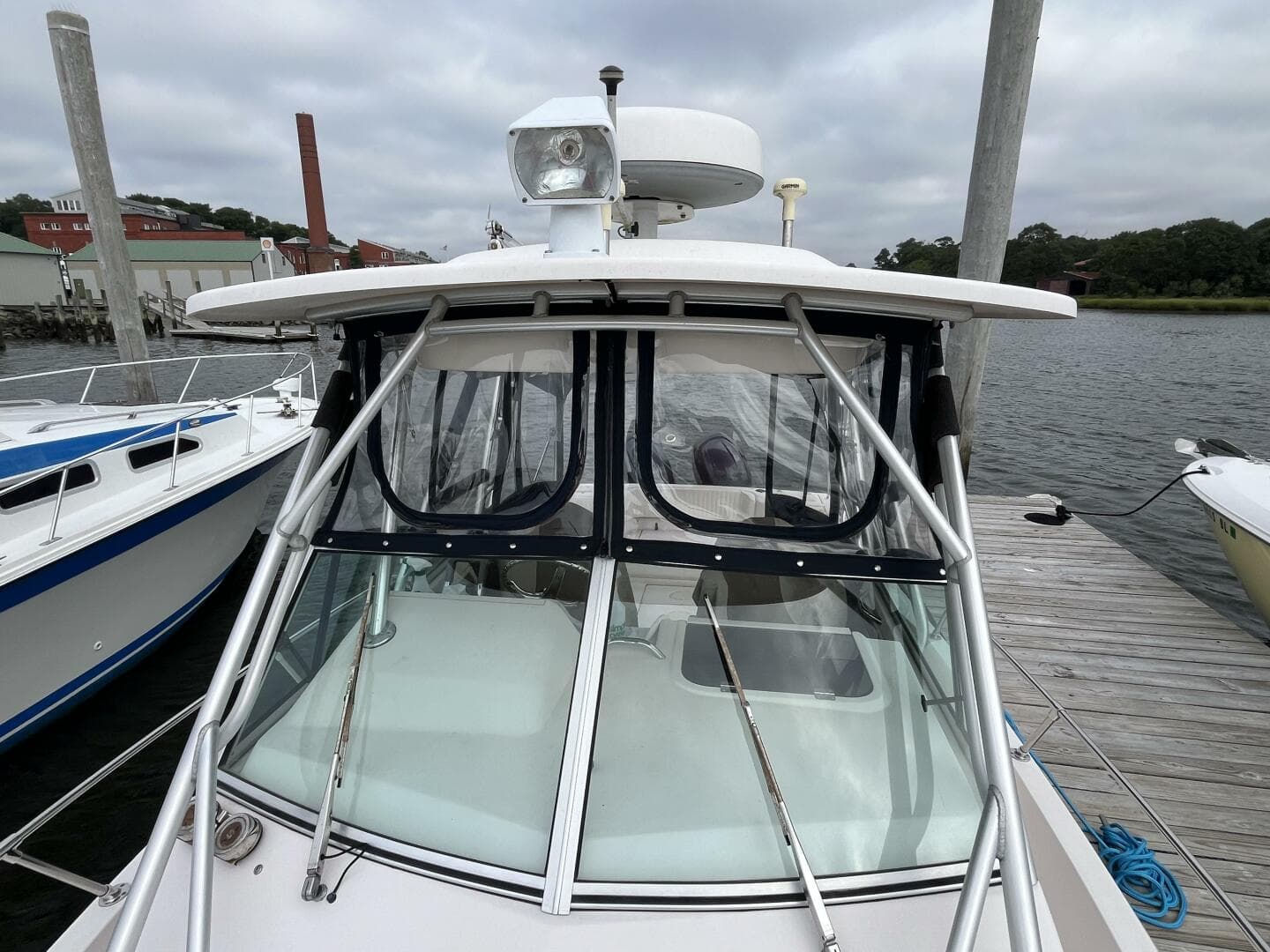 2004 Grady-White Gulfstream 232 — photo 4