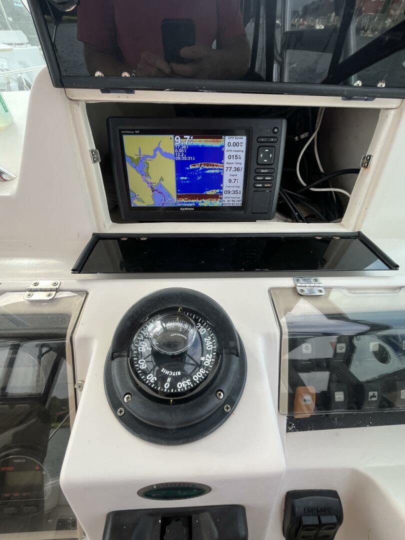 2004 Grady-White Gulfstream 232 — photo 25