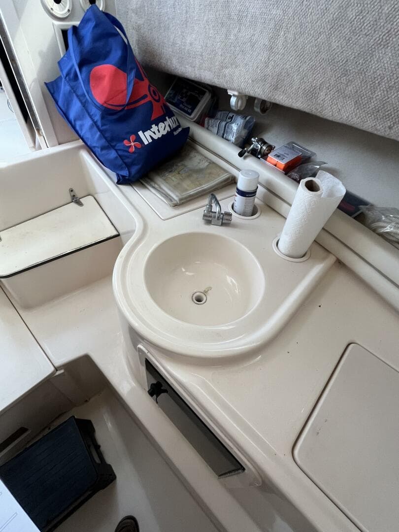 2004 Grady-White Gulfstream 232 — photo 30