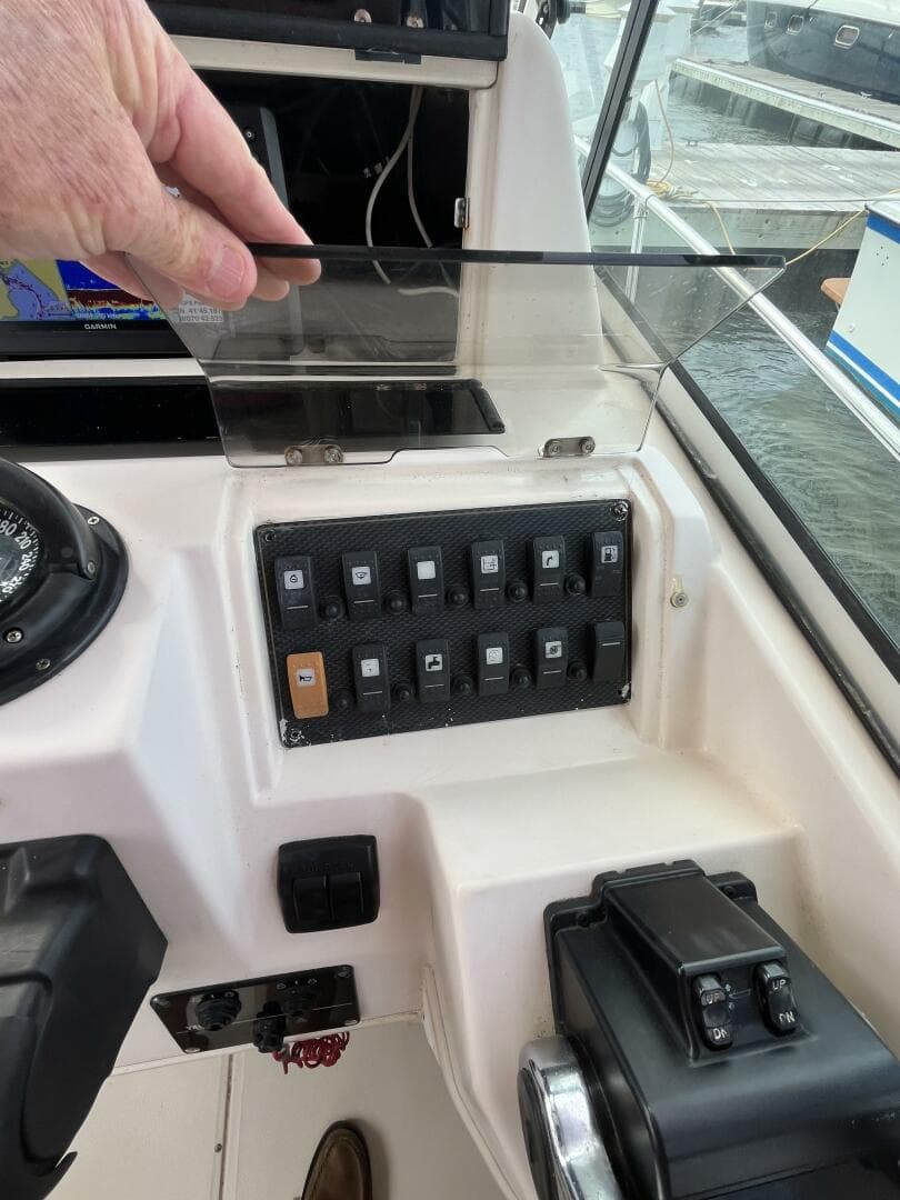 2004 Grady-White Gulfstream 232 — photo 24