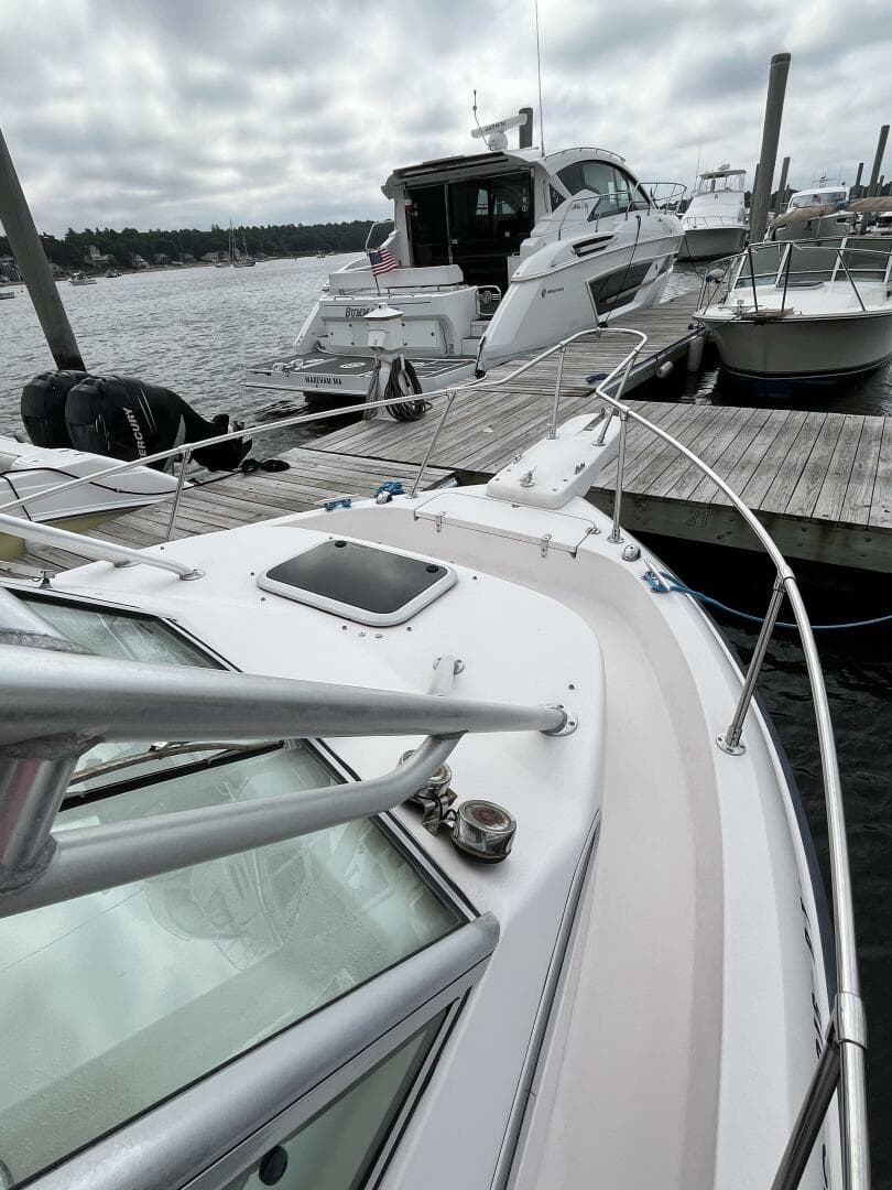 2004 Grady-White Gulfstream 232 — photo 9