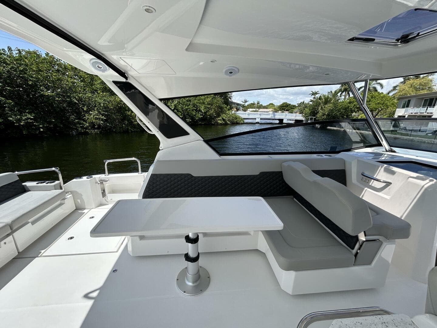 2020 Aquila 36 Sport — photo 8