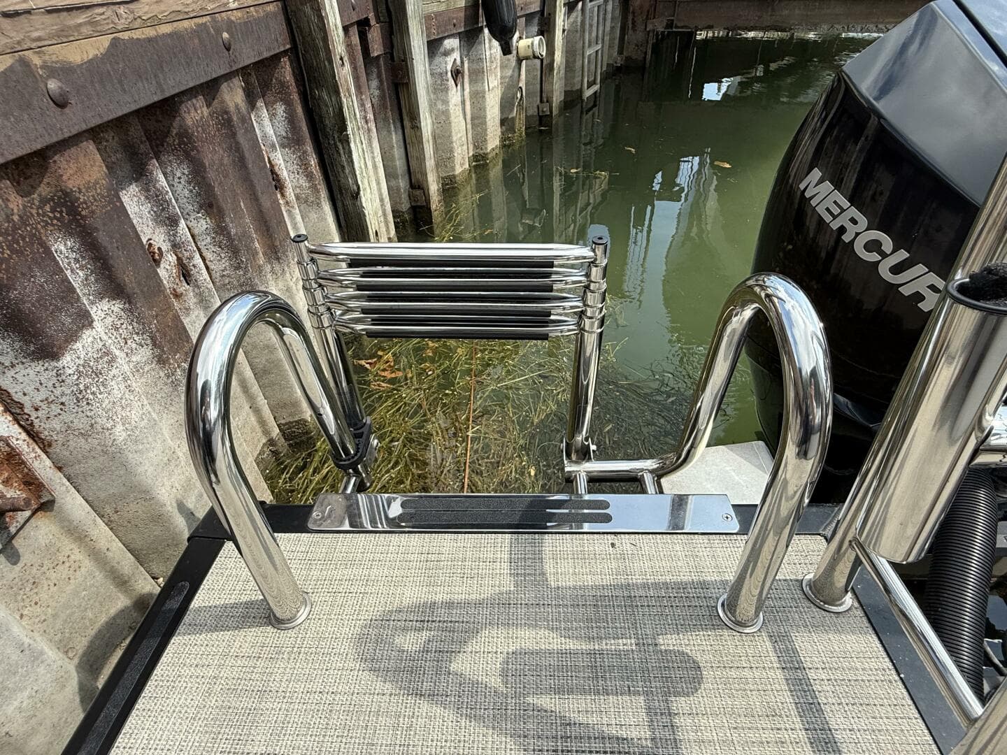 2022 Harris Sunliner 230 — photo 12