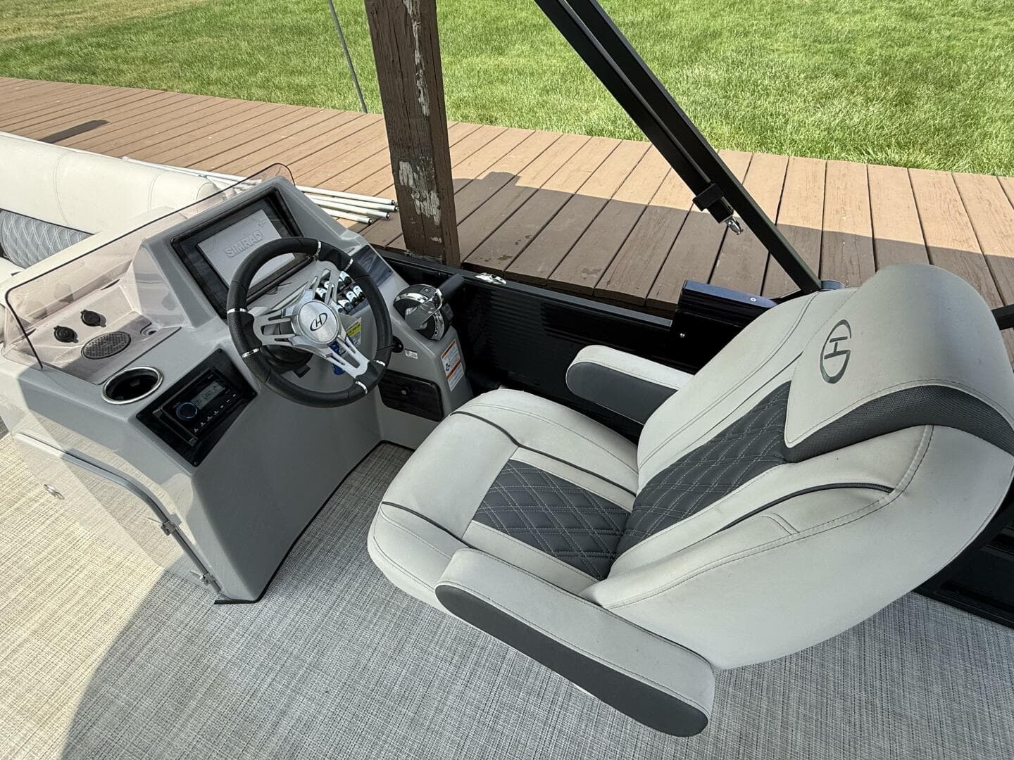 2022 Harris Sunliner 230 — photo 8