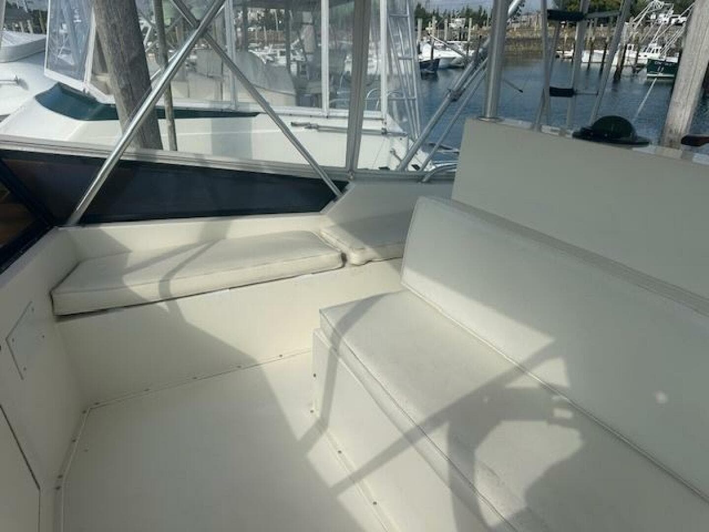 1988 Viking 45 Convertible — photo 31