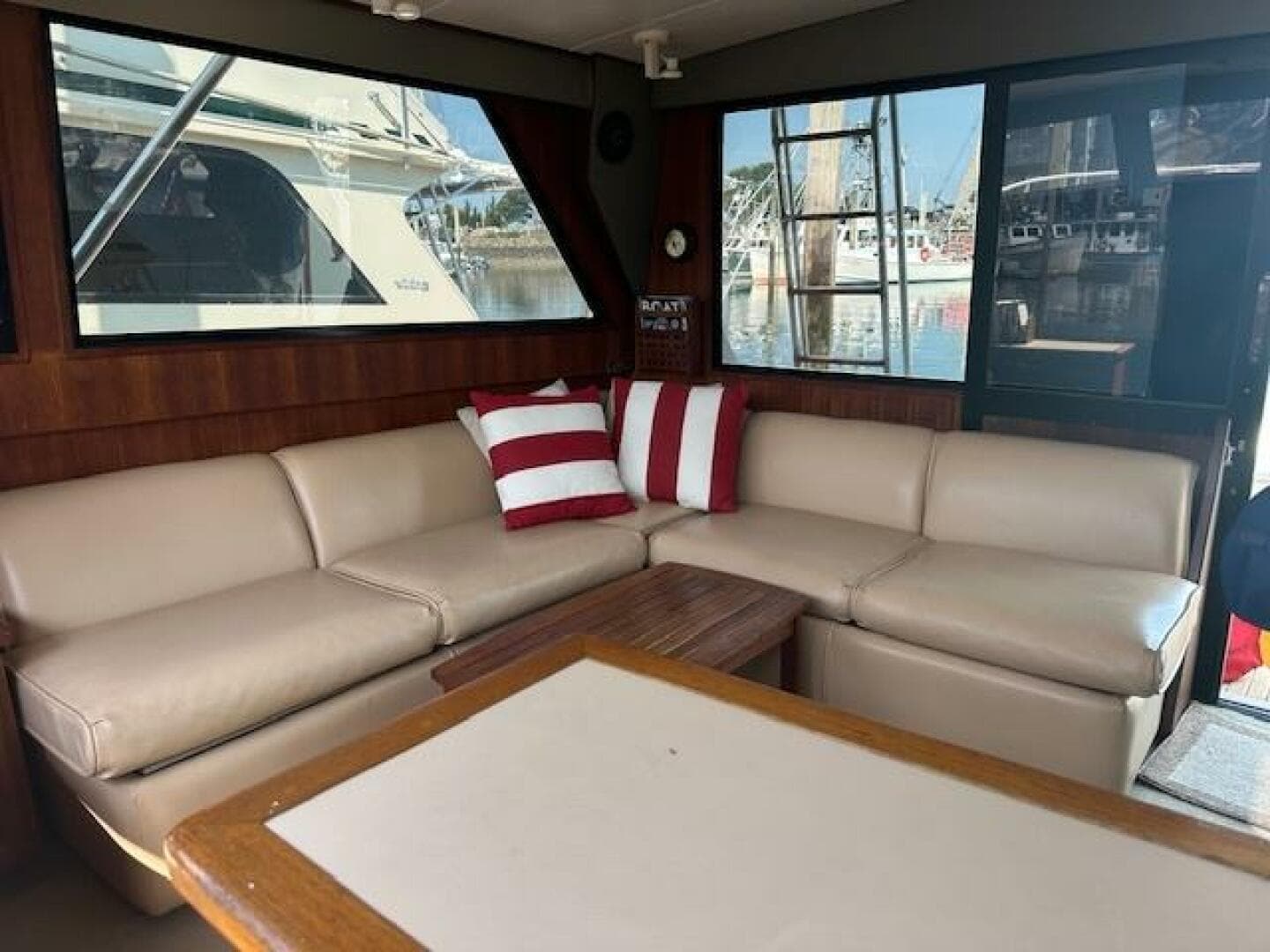 1988 Viking 45 Convertible — photo 7