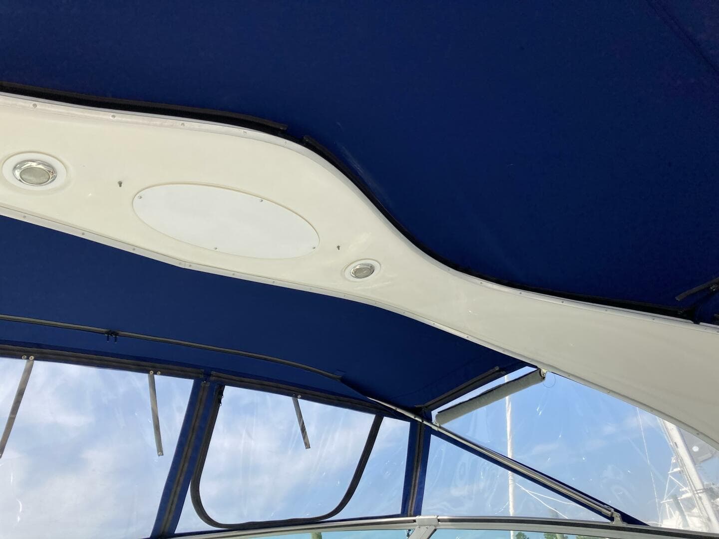 2000 Maxum 3500 SCR — photo 26