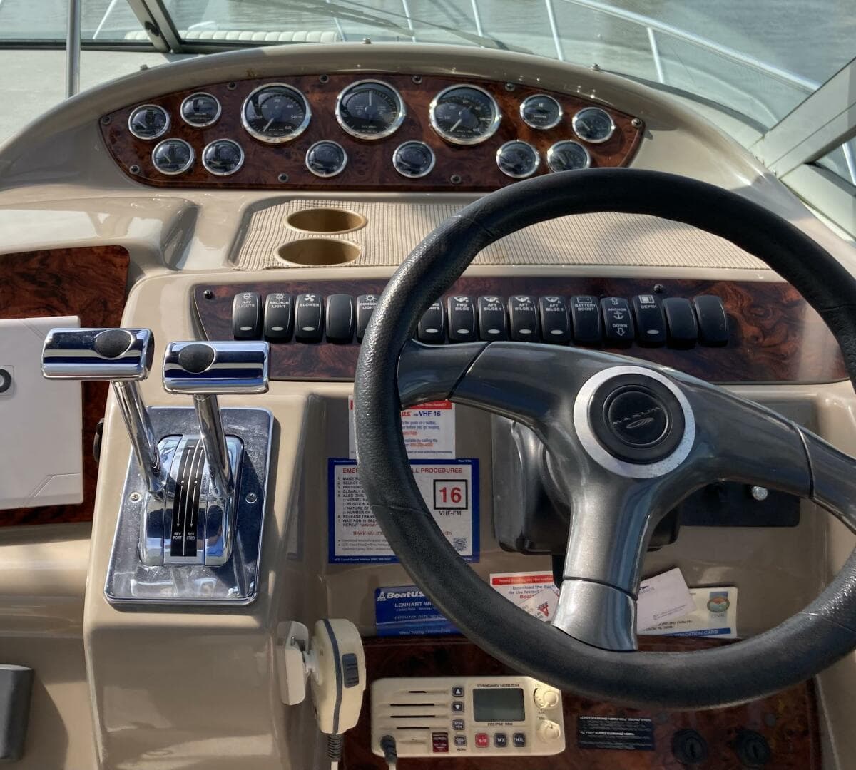 2000 Maxum 3500 SCR — photo 21