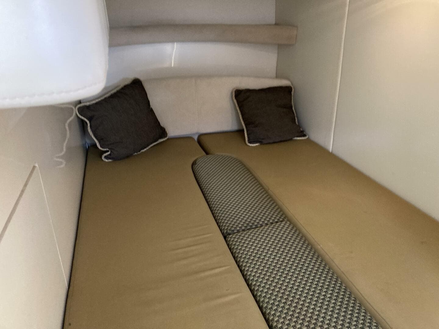 2000 Maxum 3500 SCR — photo 17