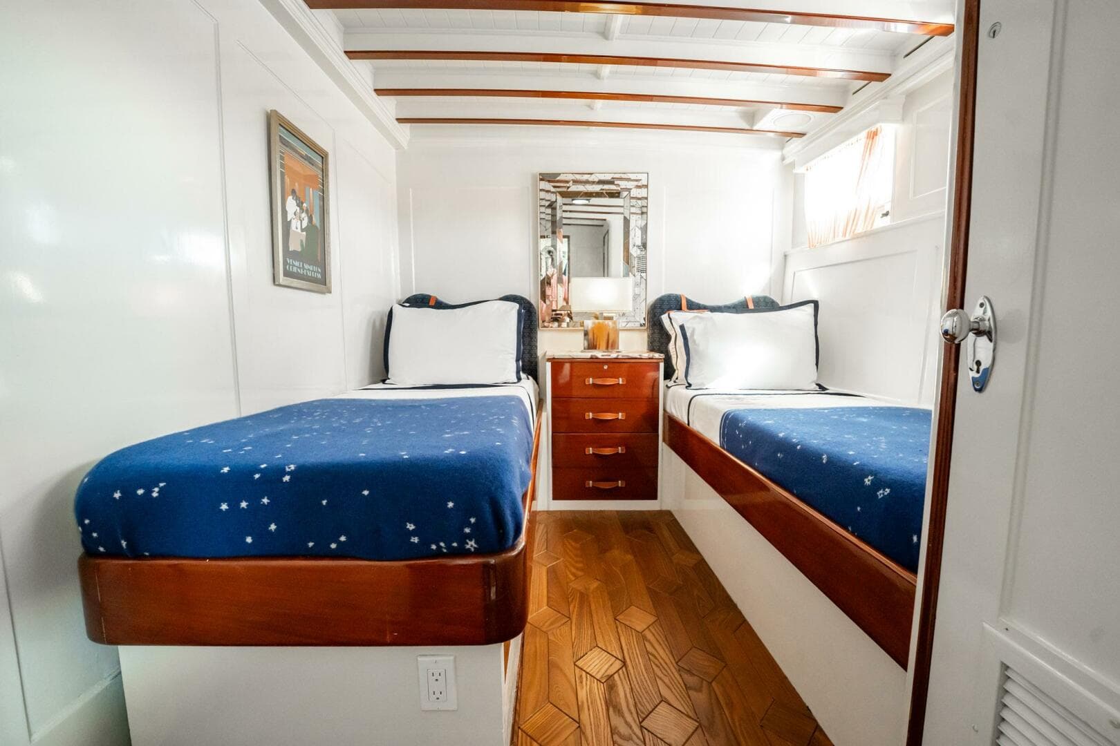 1937 Trumpy 58 — photo 20