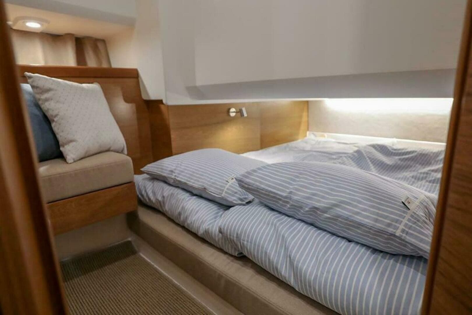 2025 Nimbus Tender 11 — photo 4