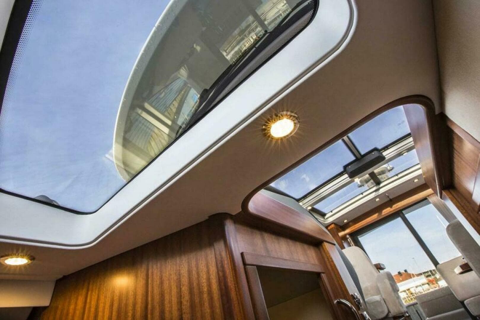 2025 Nimbus 405 Coupé — photo 5