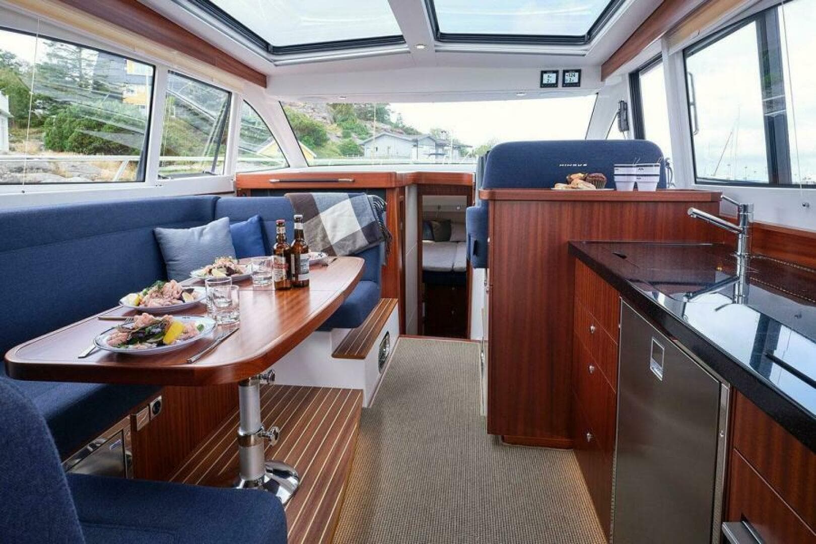 2025 Nimbus 405 Coupé — photo 7