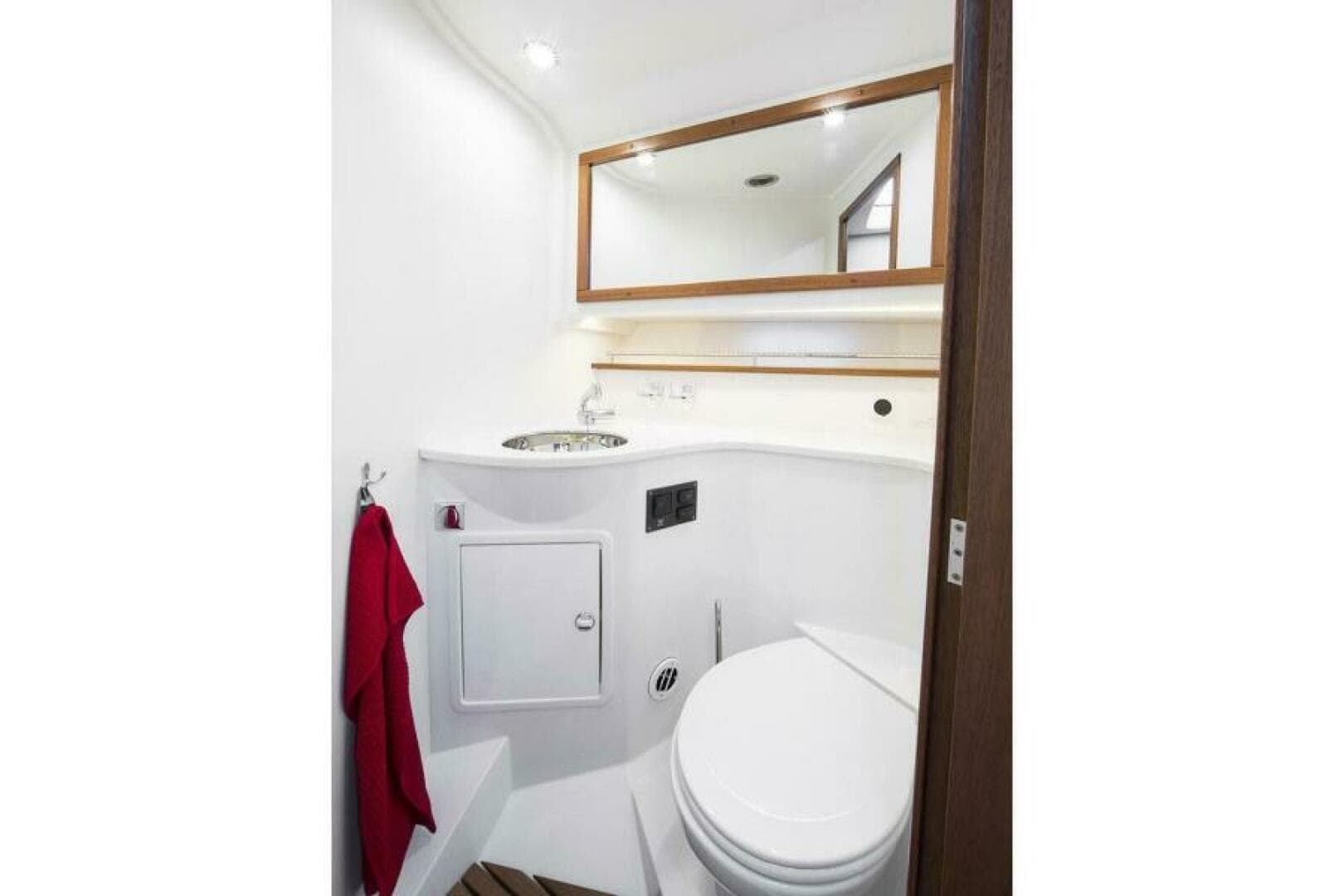 2025 Nimbus 405 Coupé — photo 13