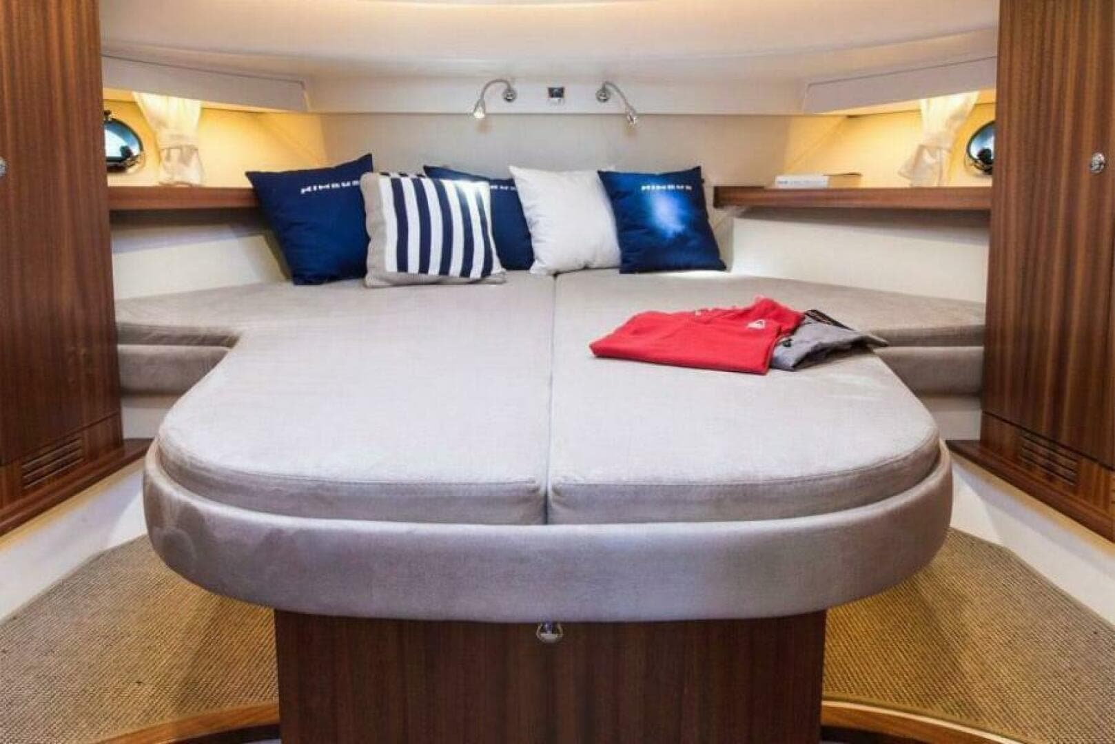 2025 Nimbus 405 Coupé — photo 9