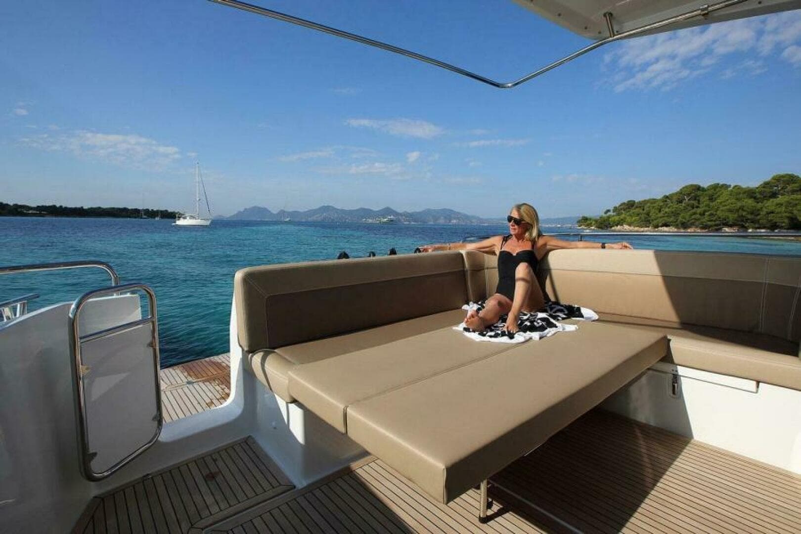 2025 Nimbus 405 Coupé — photo 2