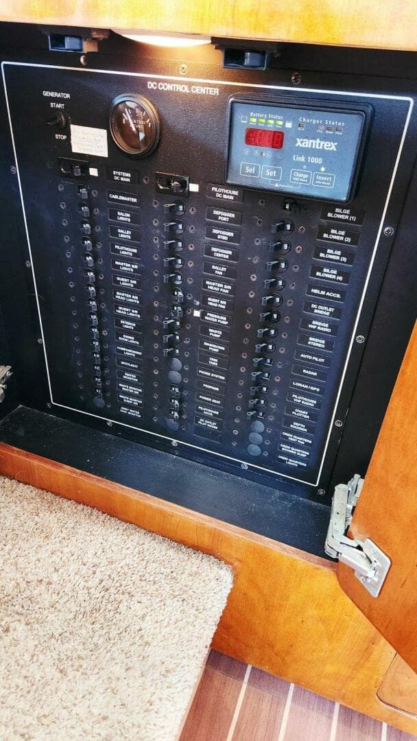 1999 Carver 530 Voyager Pilothouse — photo 26