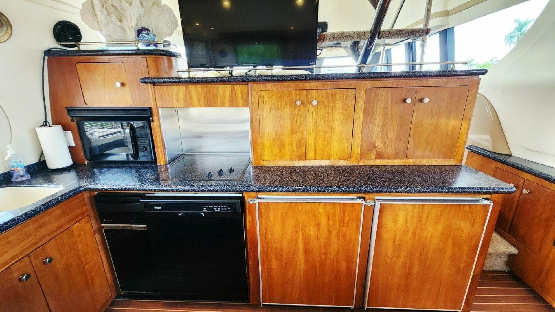 1999 Carver 530 Voyager Pilothouse — photo 17