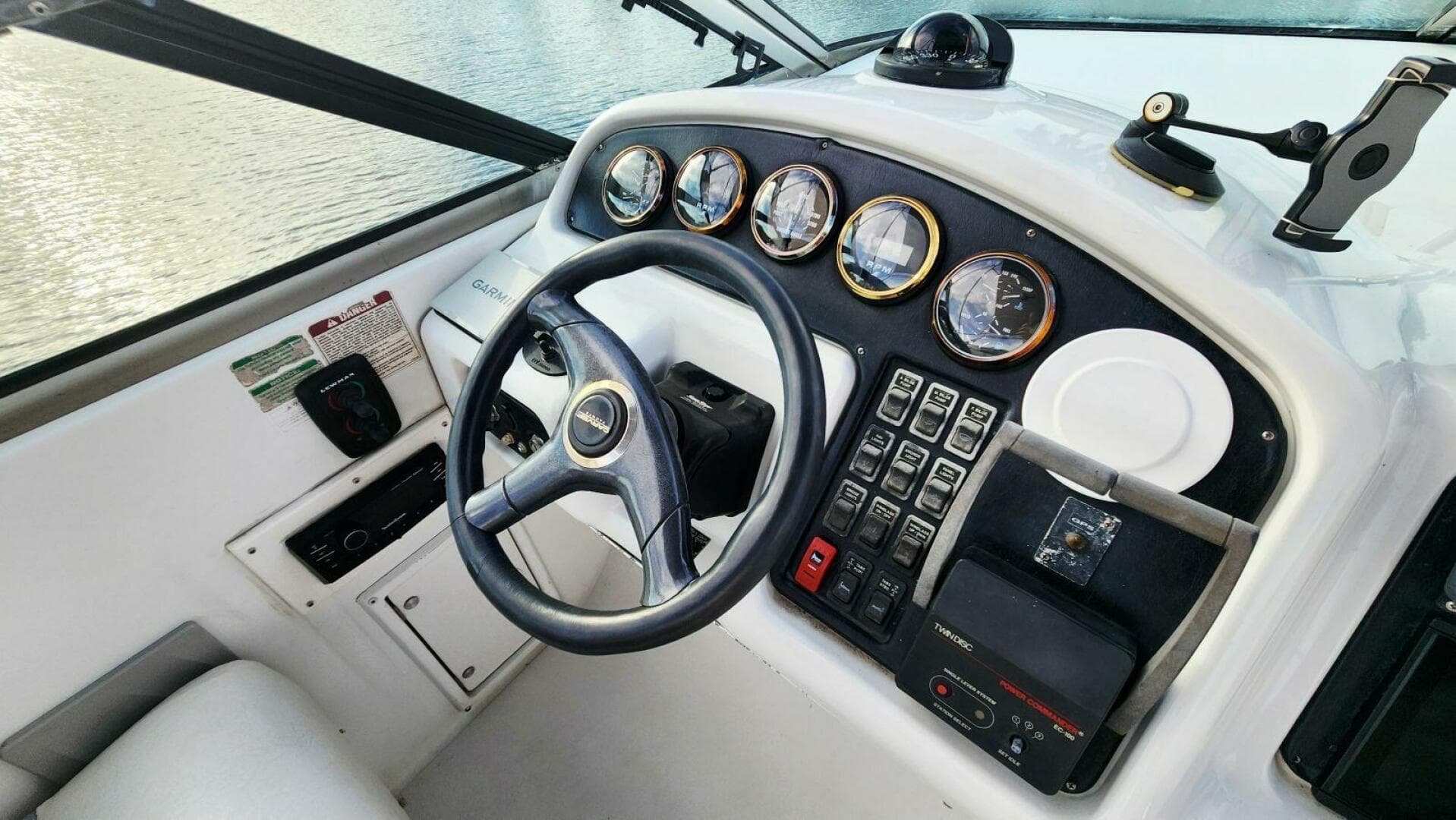 1999 Carver 530 Voyager Pilothouse — photo 66