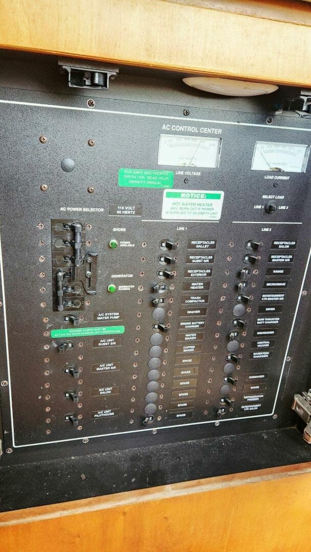 1999 Carver 530 Voyager Pilothouse — photo 25