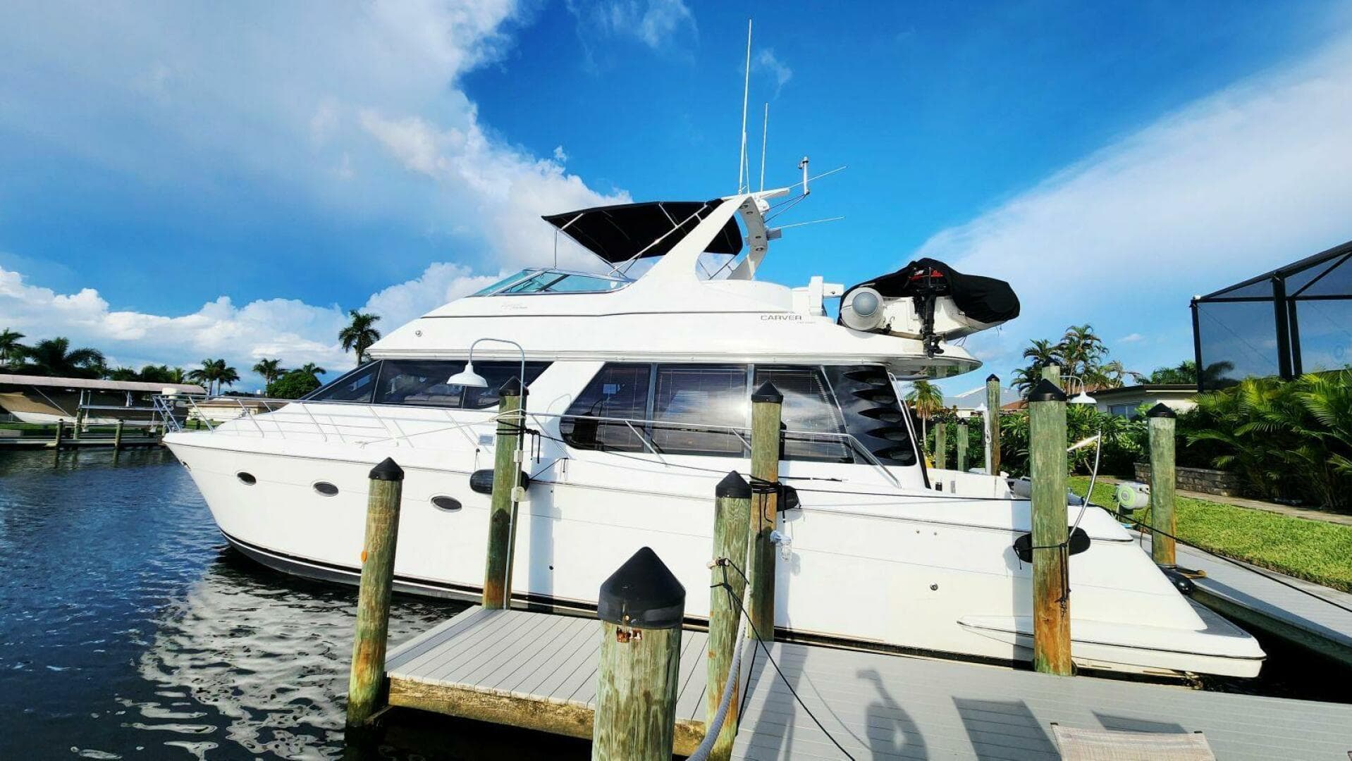 1999 Carver 530 Voyager Pilothouse — photo 3