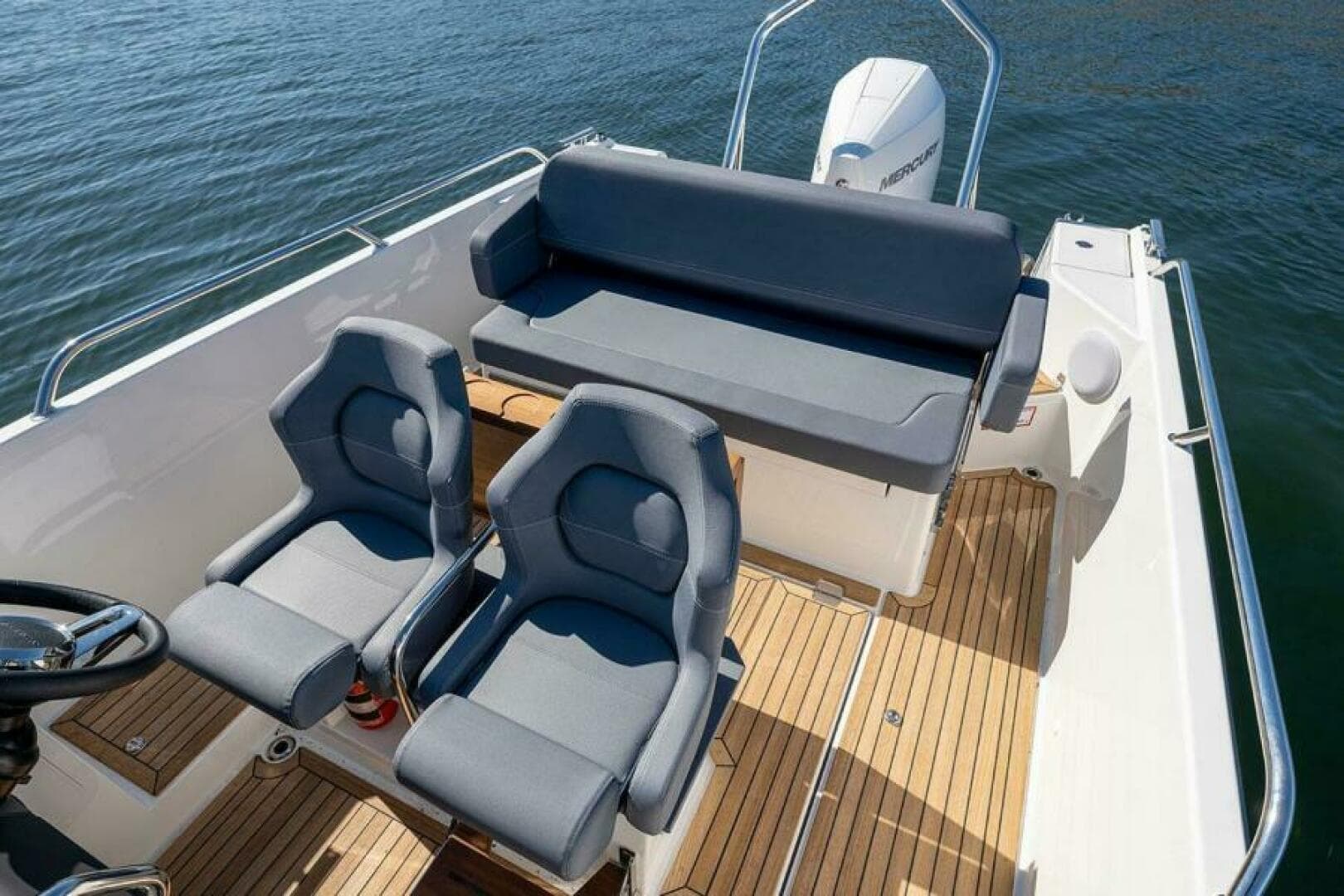 2025 Nimbus Tender 8 — photo 7