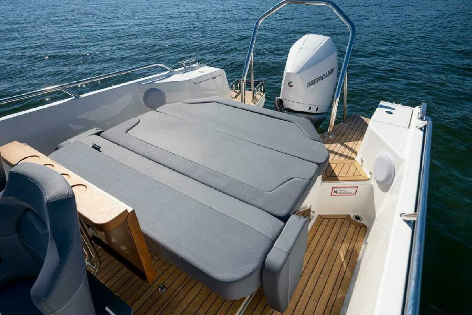 2025 Nimbus Tender 8 — photo 8