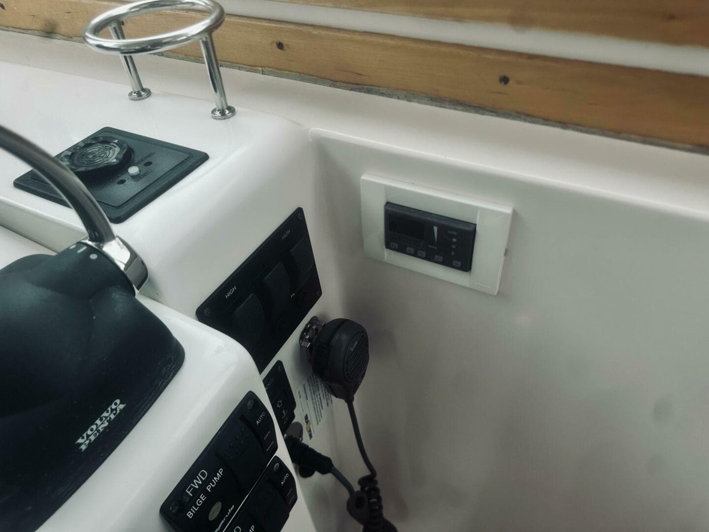 2007 Sabreline 34 Express — photo 30