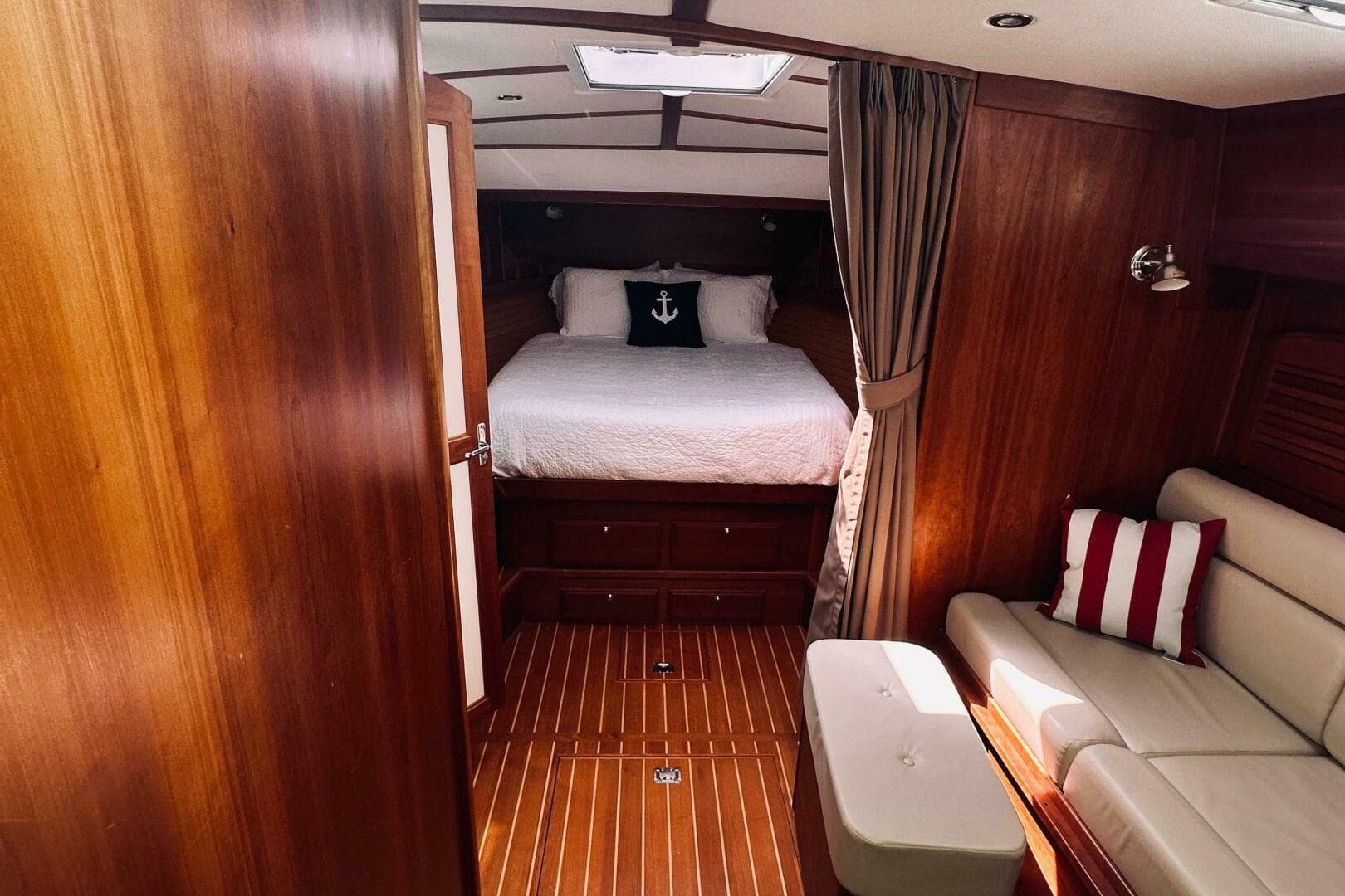 2007 Sabreline 34 Express — photo 50