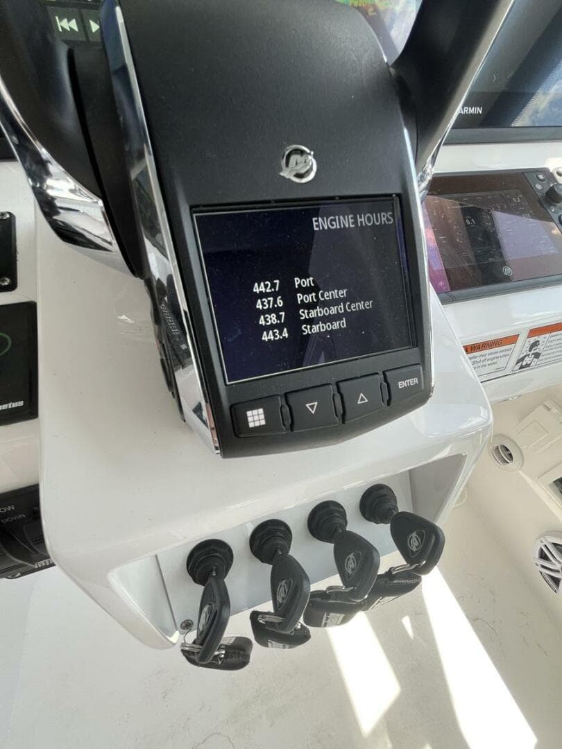 2023 Intrepid 477 Evolution — photo 44