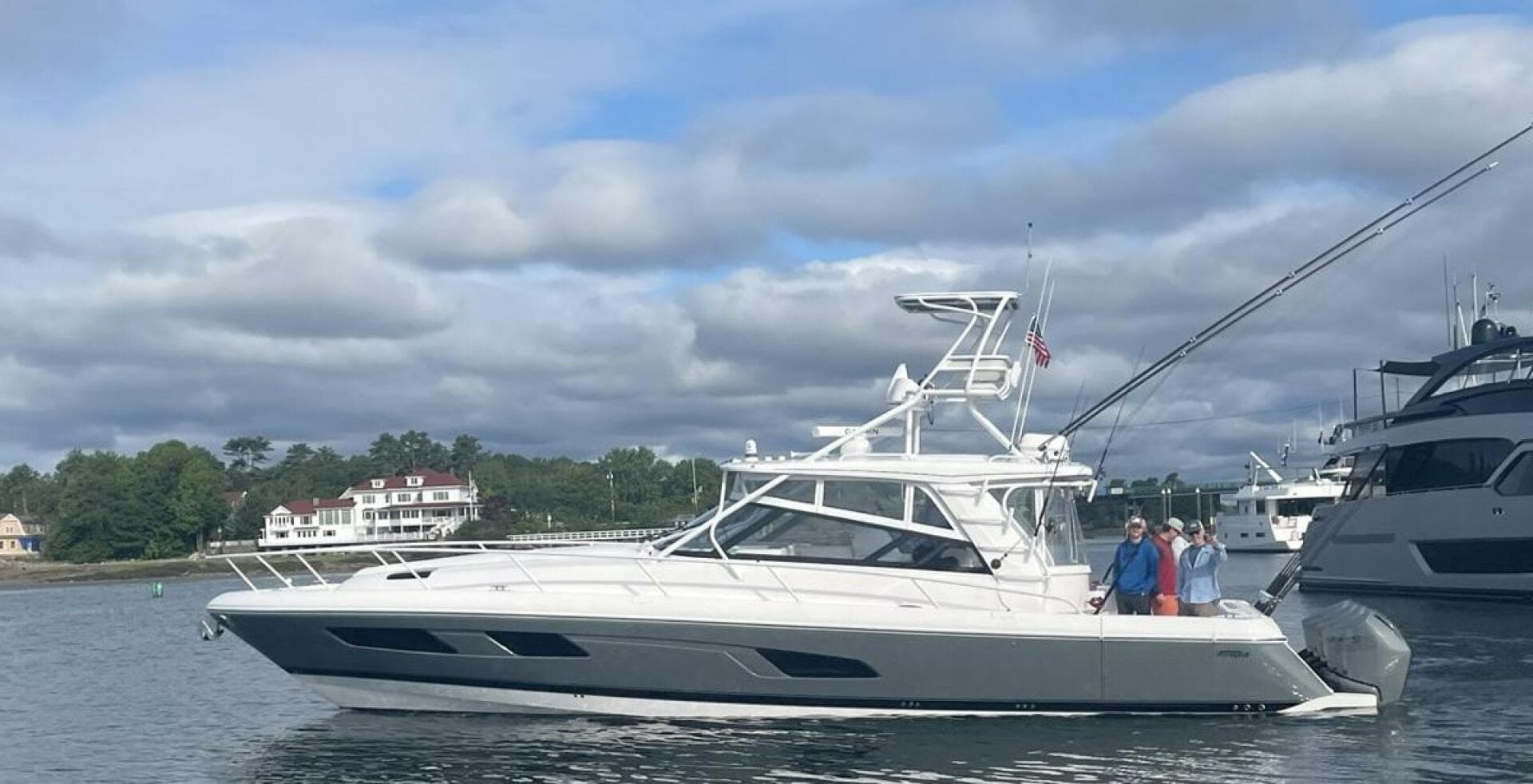 2023 Intrepid 477 Evolution — photo 2