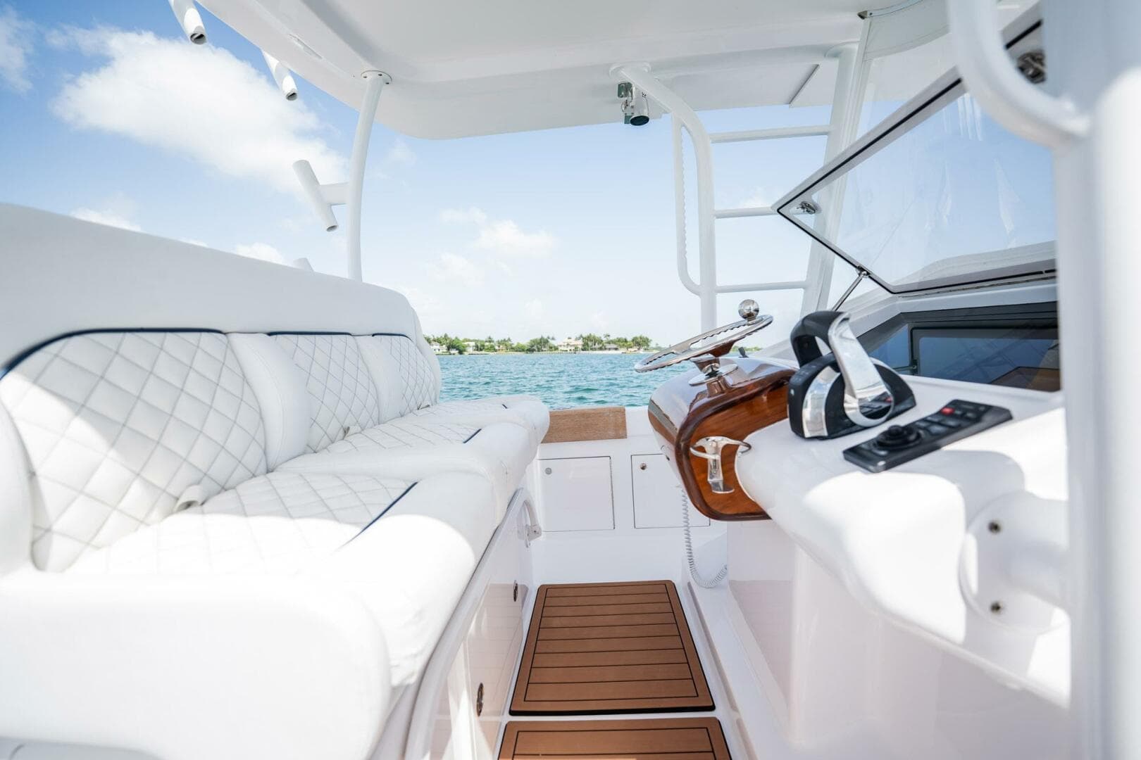 2018 Bonadeo 37 Wacc — photo 13