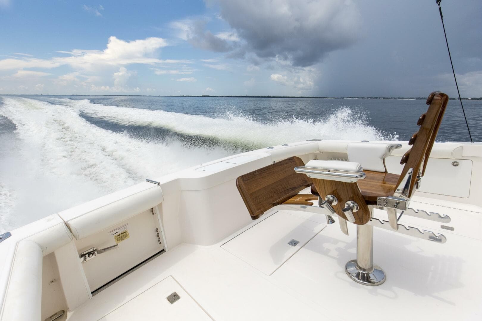 2007 Cabo 40 Express — photo 31