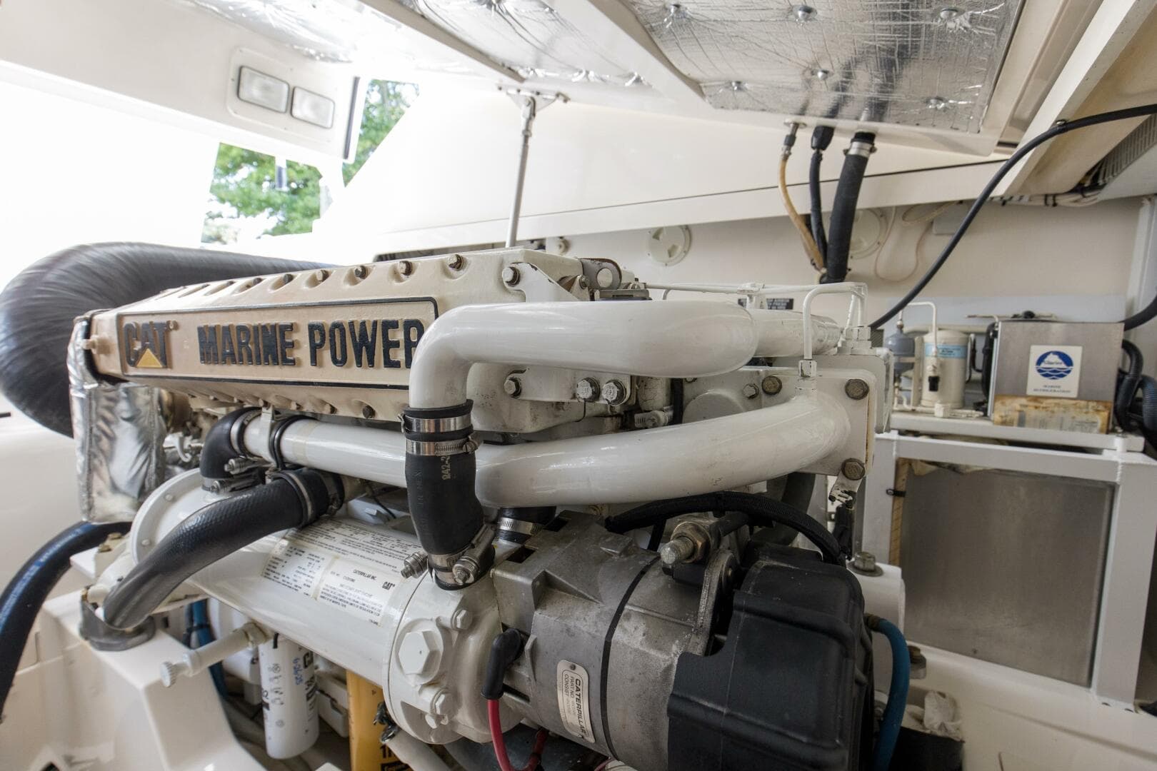 2007 Cabo 40 Express — photo 39