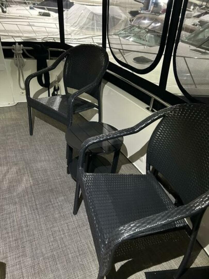 2003 Carver 396 Aft Cabin — photo 39