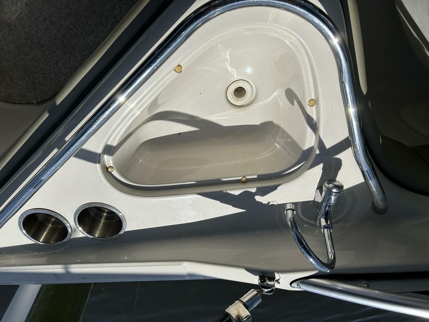 2006 Sea Ray 240 Sundeck — photo 18