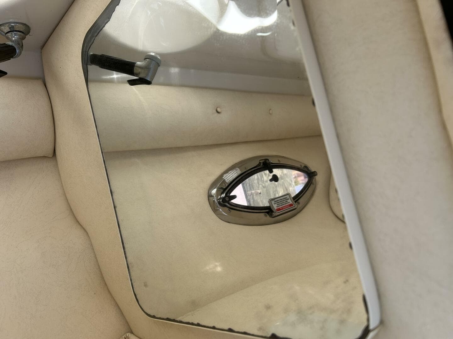 2006 Sea Ray 240 Sundeck — photo 15