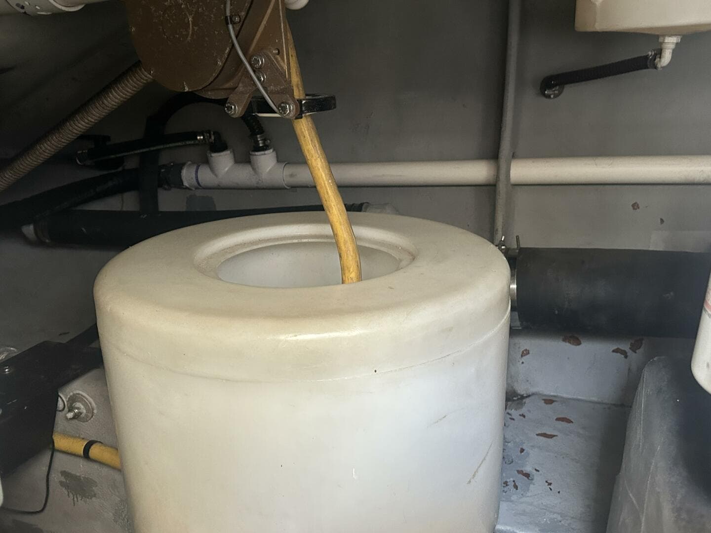 2009 Meridian 441 Sedan — photo 57