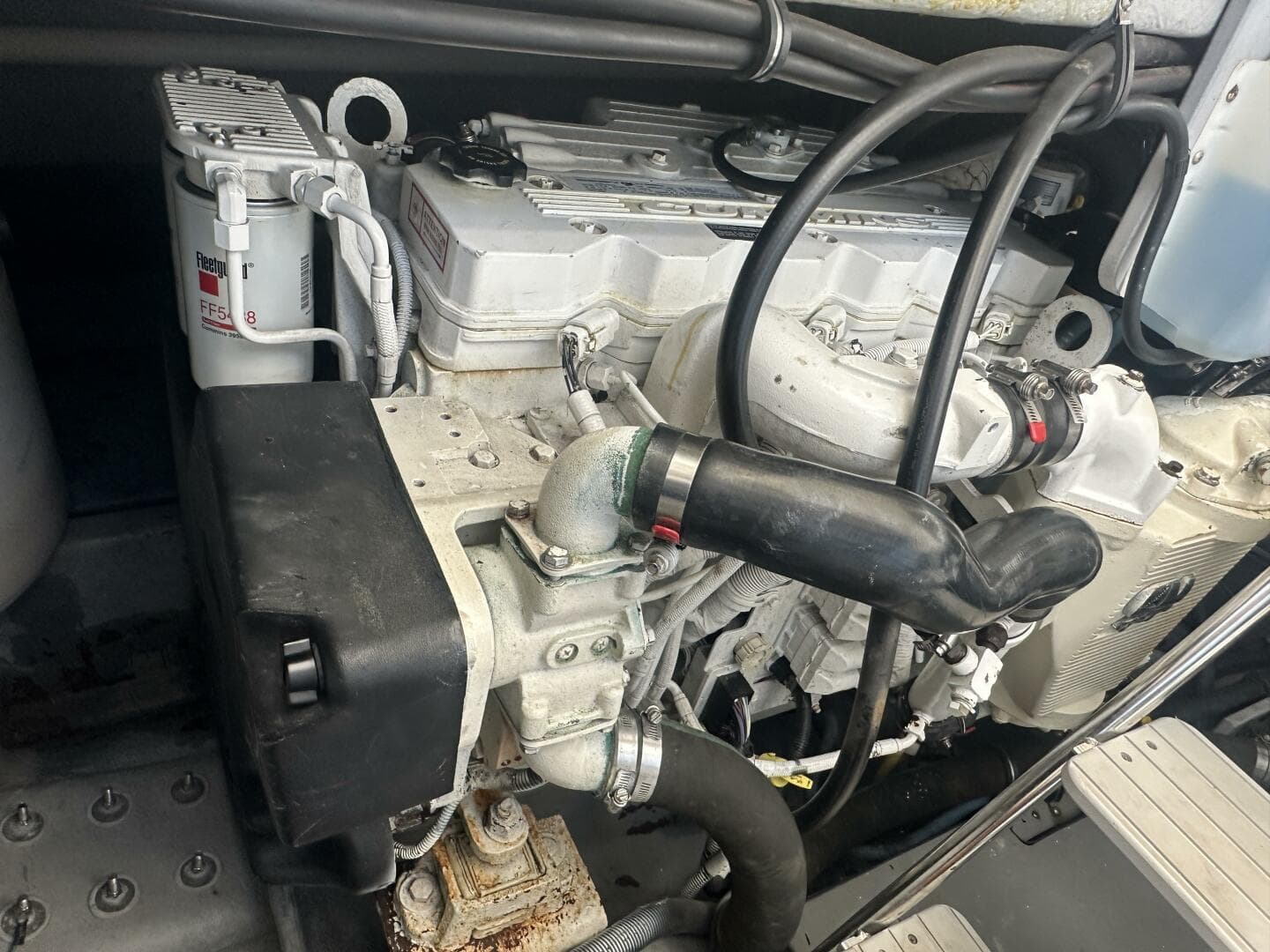 2009 Meridian 441 Sedan — photo 53