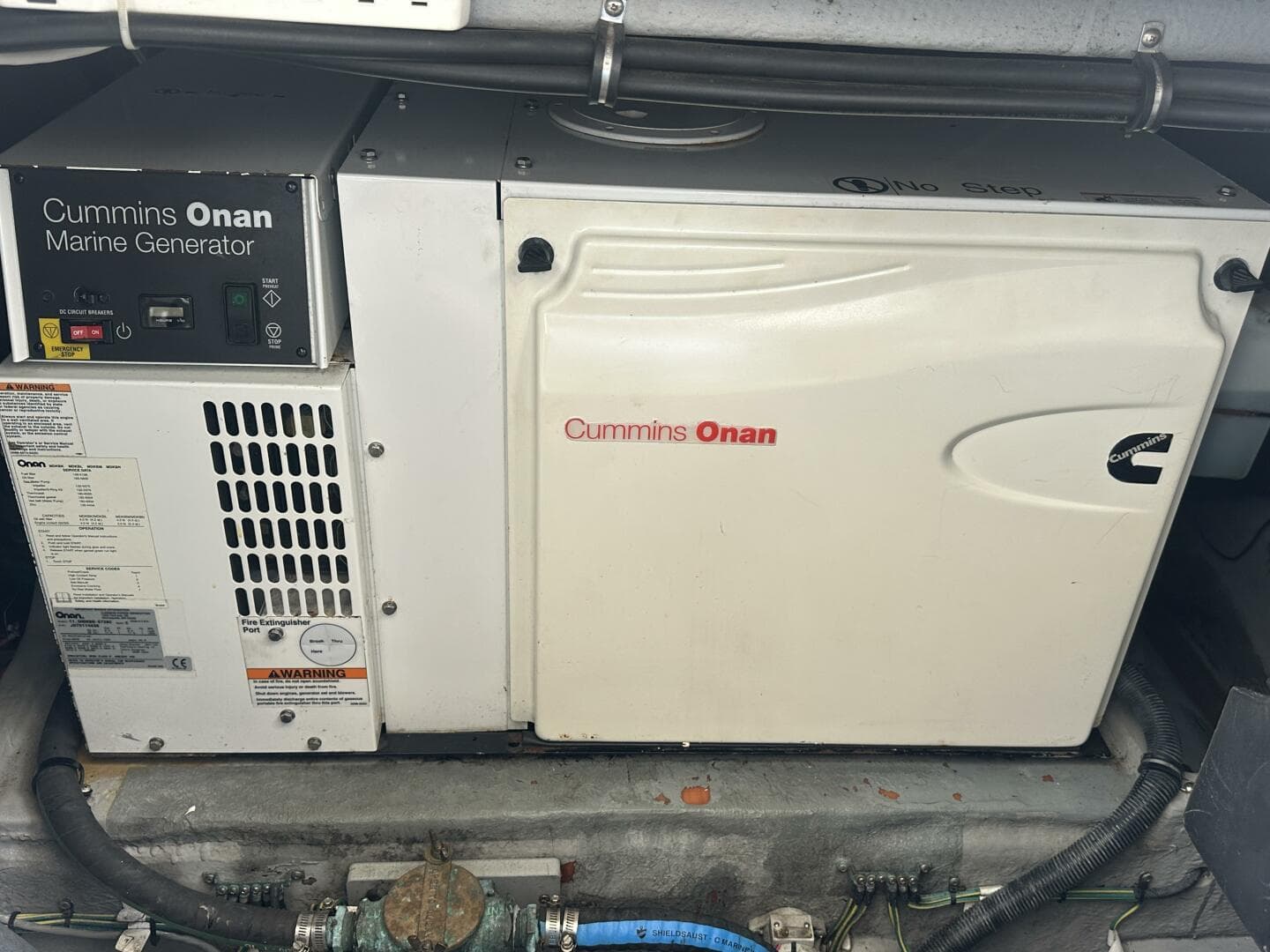 2009 Meridian 441 Sedan — photo 55