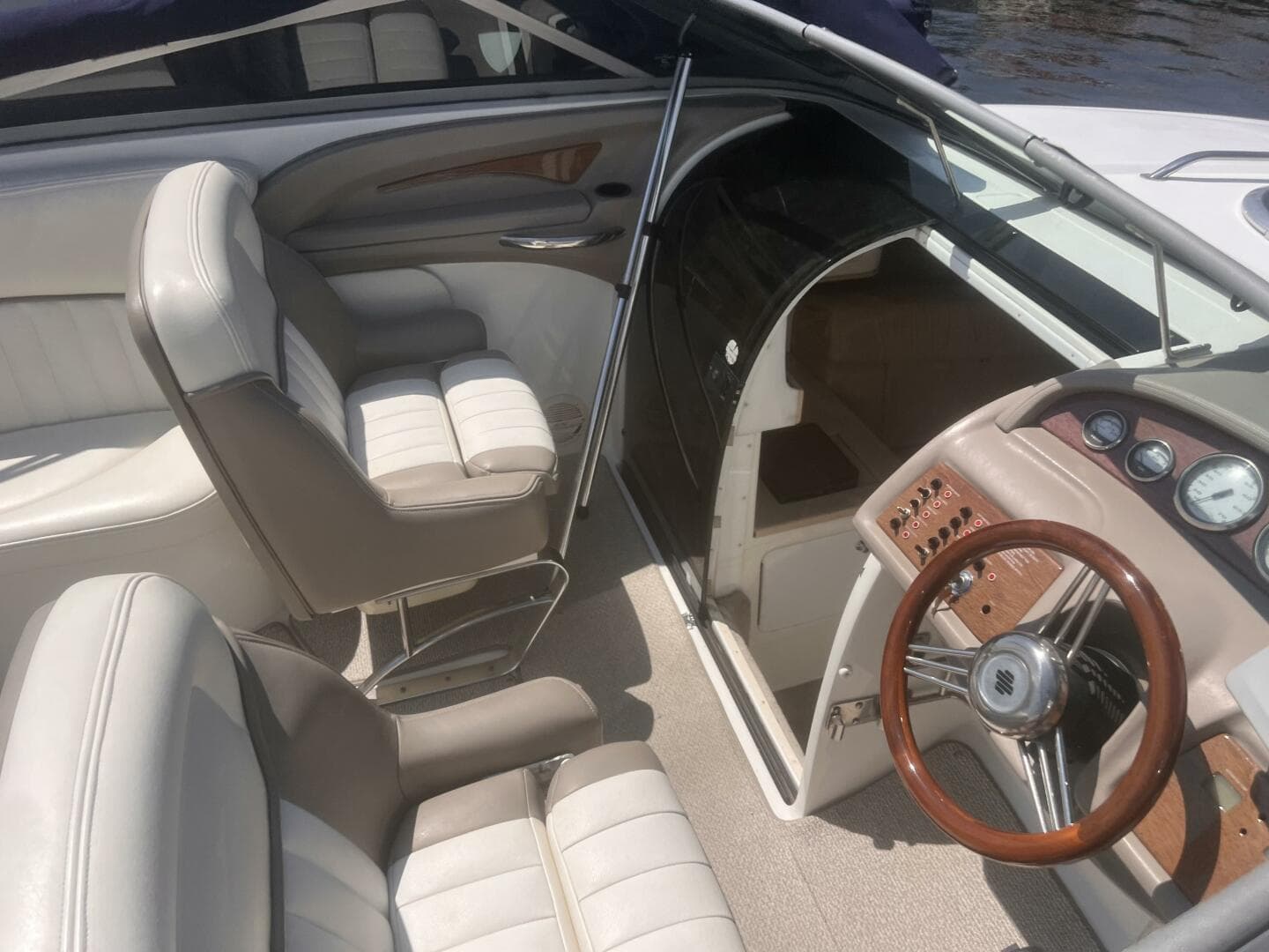 2003 Cobalt 263 — photo 11